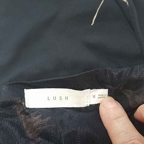 NWOT Lush floral print surplice neckline maxi - Picture 5 of 6